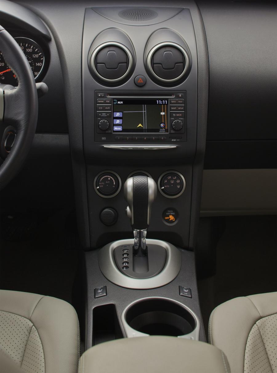  Nissan Rogue 2011 года  (US) (фото 42 из 69)